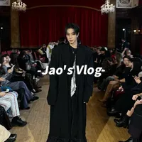秀场哈迪斯 久违的穿搭分享➕看秀vlog
#伦敦时装周 #穿搭 #vlog #runway