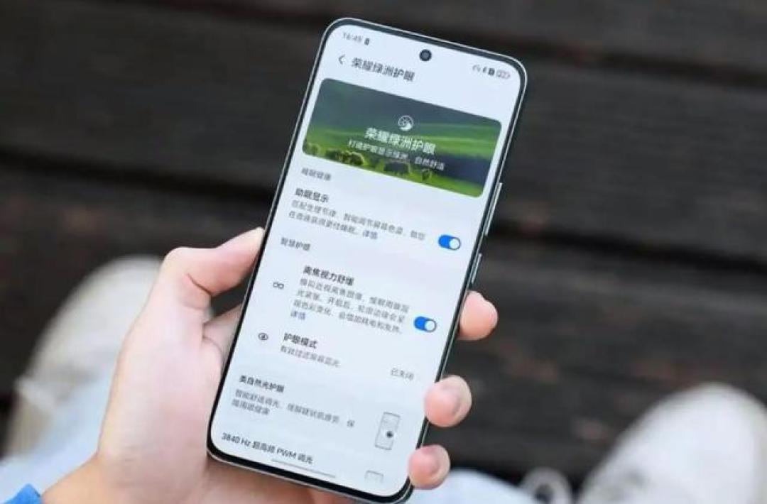 换机无需太贵,公认“低价高配”的3款性能手机,打工人也买得起