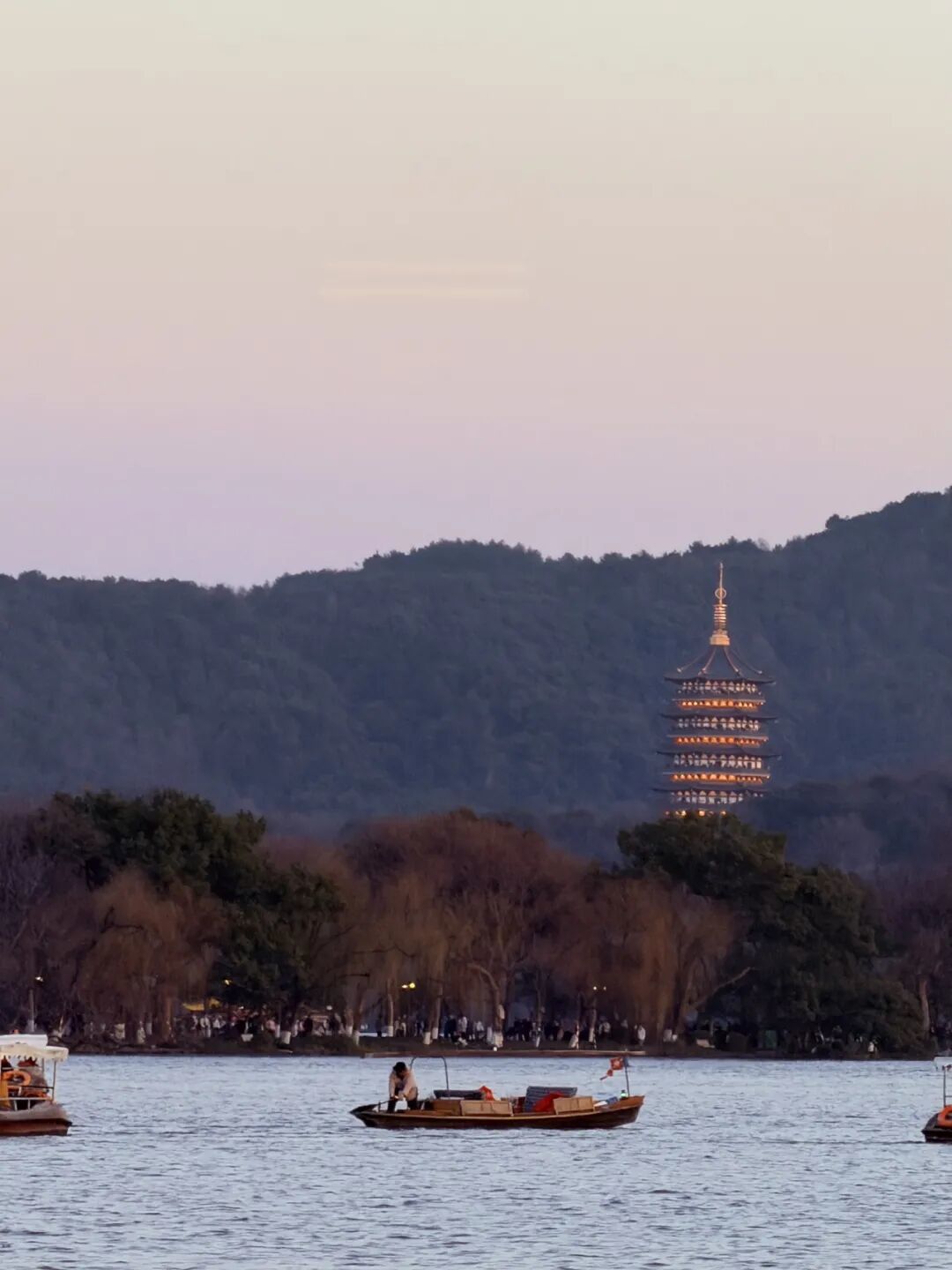 杭州|西湖边遇见绝色餐厅