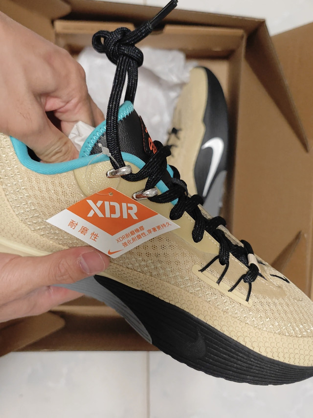 耐克篮球鞋气焰 S.T. Flare 春节试穿体验