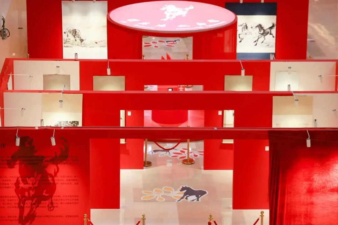 策马迎新春，墨韵满西城——马年看马，还得是徐悲鸿纪念馆！