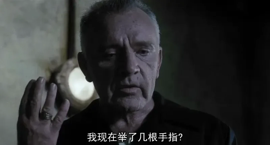 王小波:牺牲不一定崇高,吃苦未必有益