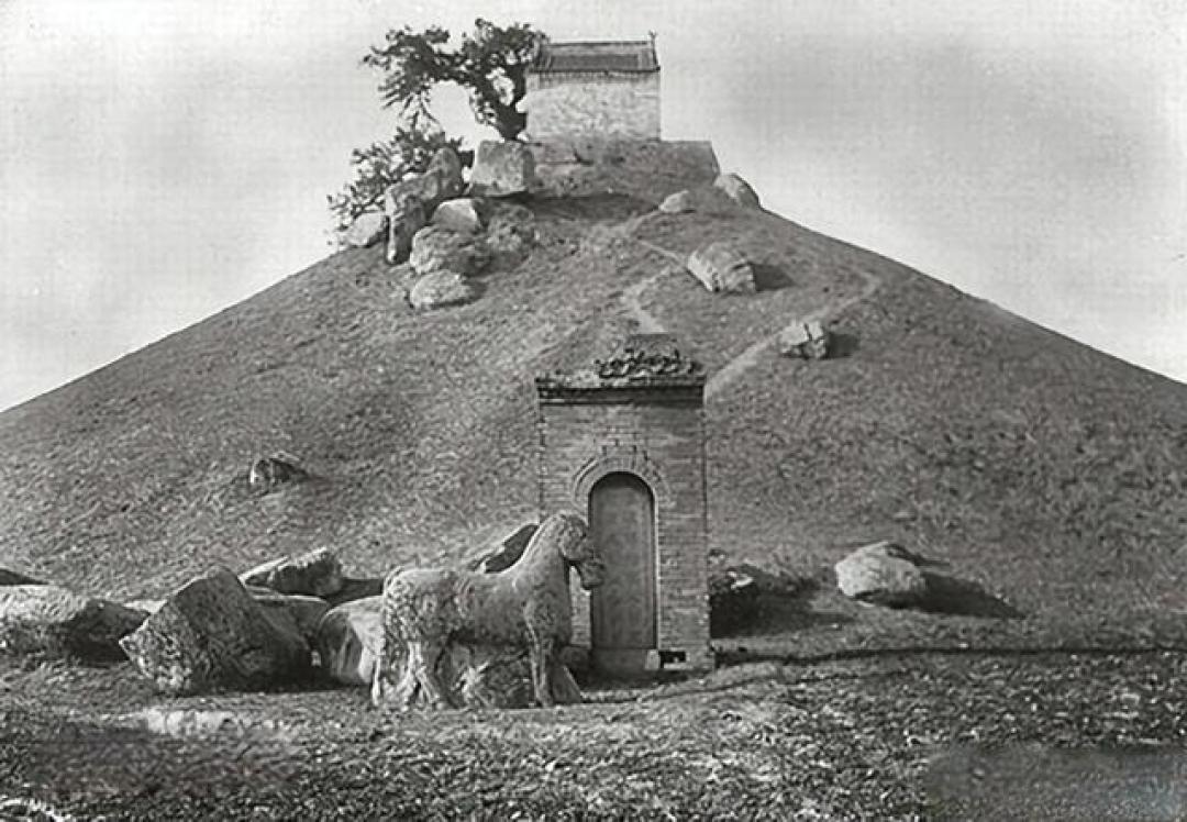 跟着梁思成先生的《中国建筑史》看古代建筑——霍去病墓