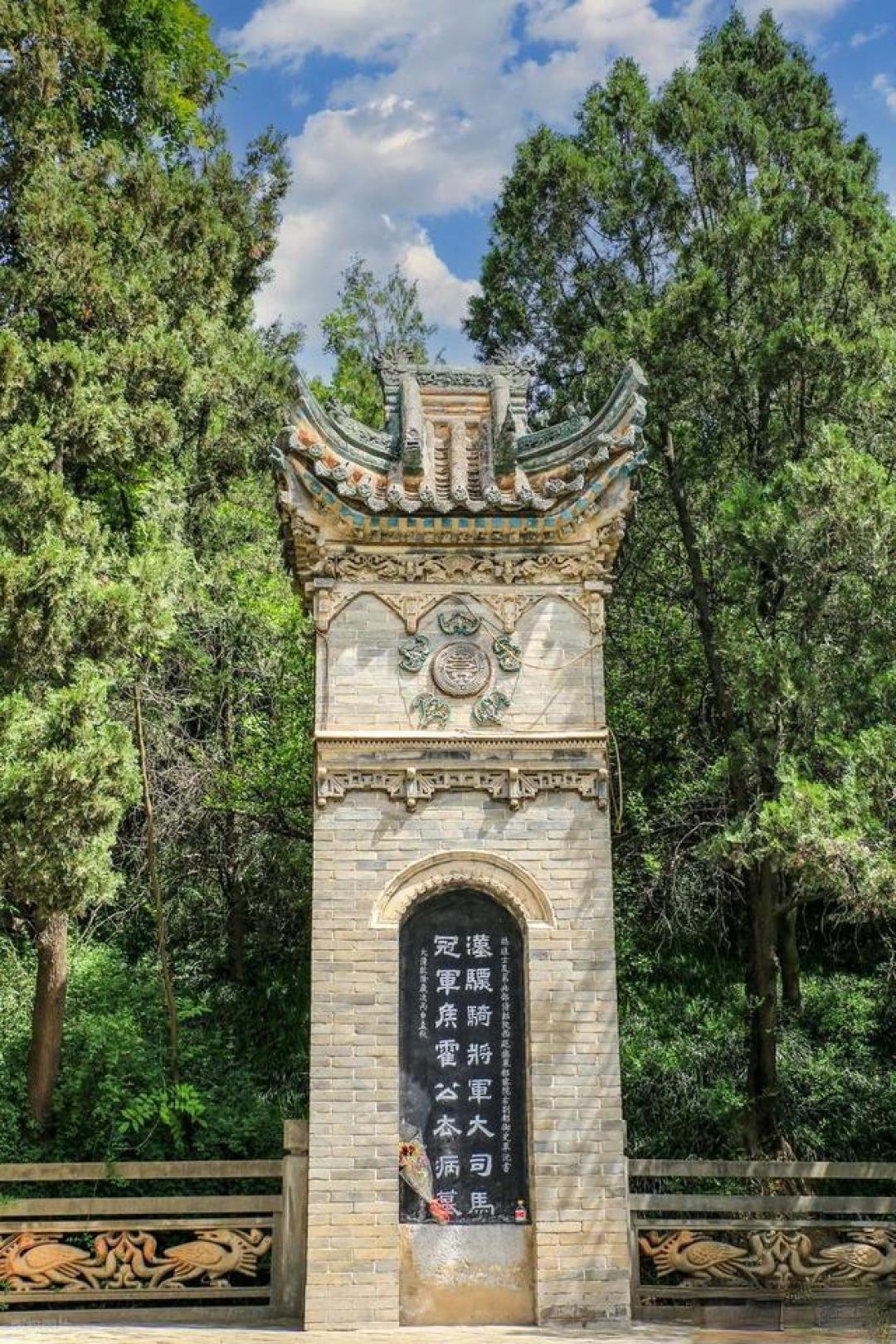 跟着梁思成先生的《中国建筑史》看古代建筑——霍去病墓