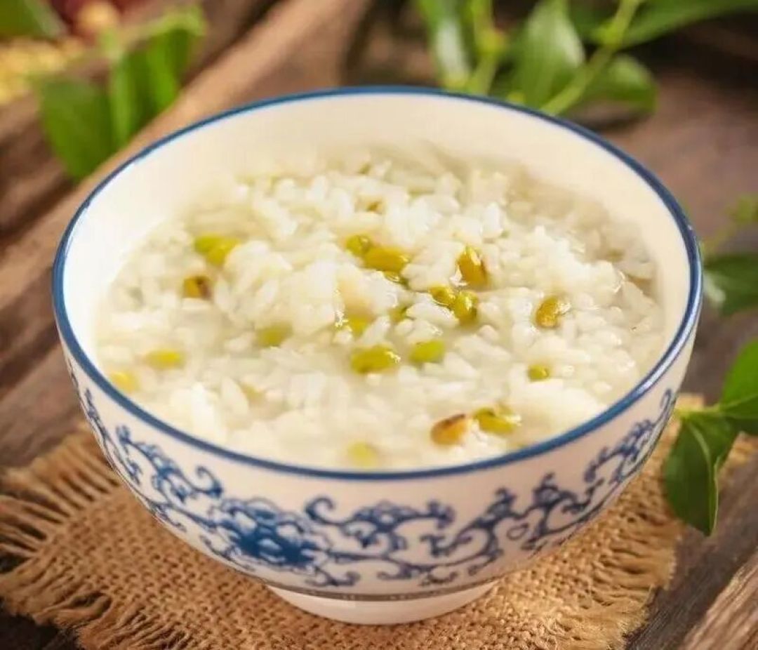 【健康知识】早餐吃什么?中医推荐“温软均衡”四字诀