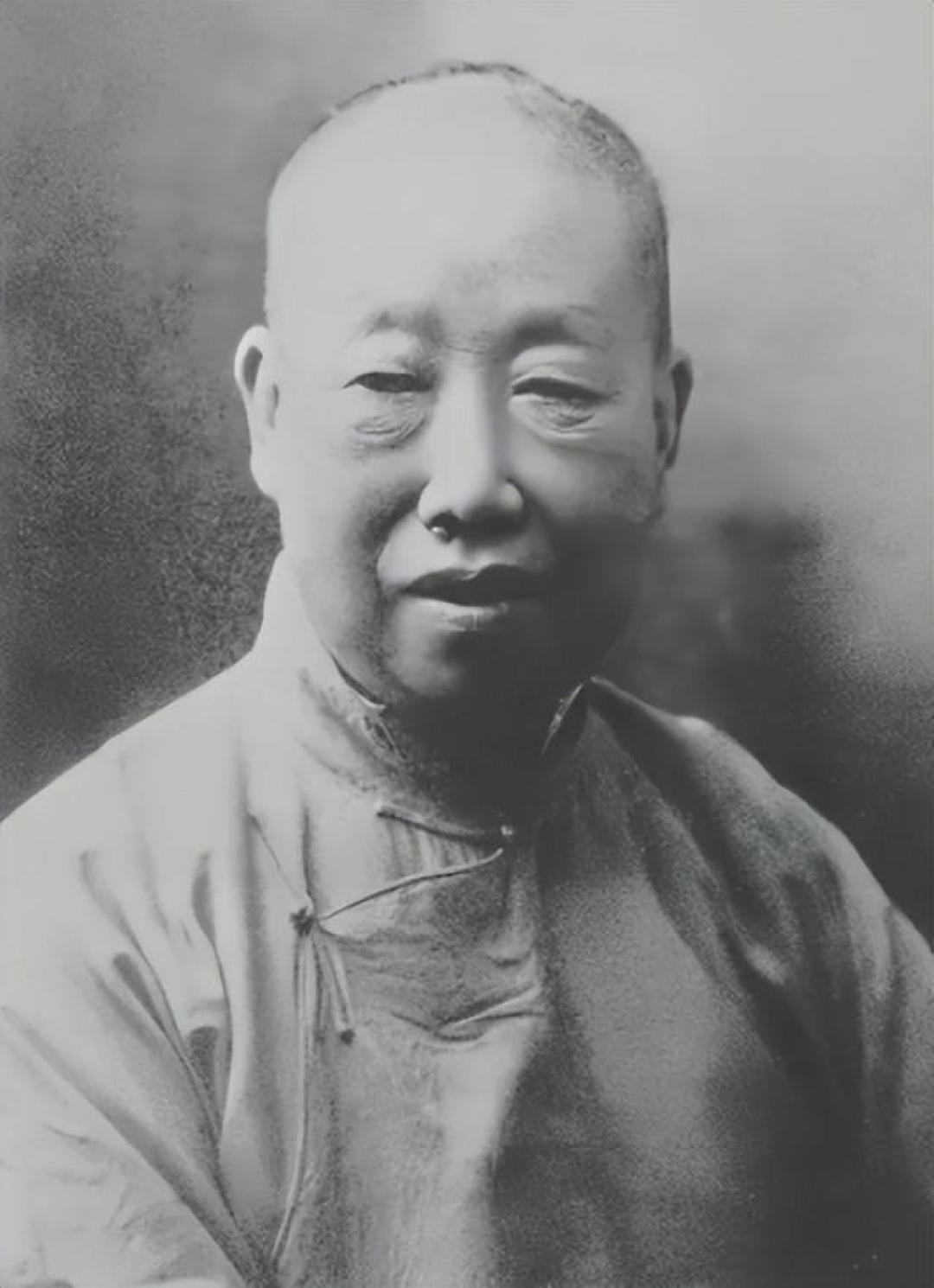 【吴昌硕牡丹图爆卖1207万!74岁巅峰之作,把富贵画出金石魂】