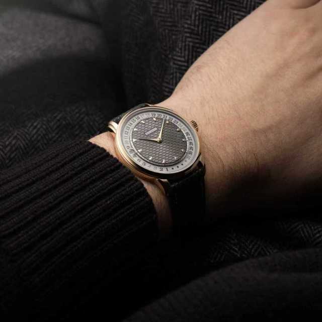 一眼看穿整个月！Krayon Anyday玫瑰金新表，让你的日程管理“腕”无一失