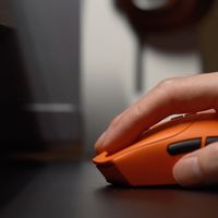 百元价位绝杀款：雷柏 VT7 焰影橙颜值 + 旗舰性能，适配全人群！