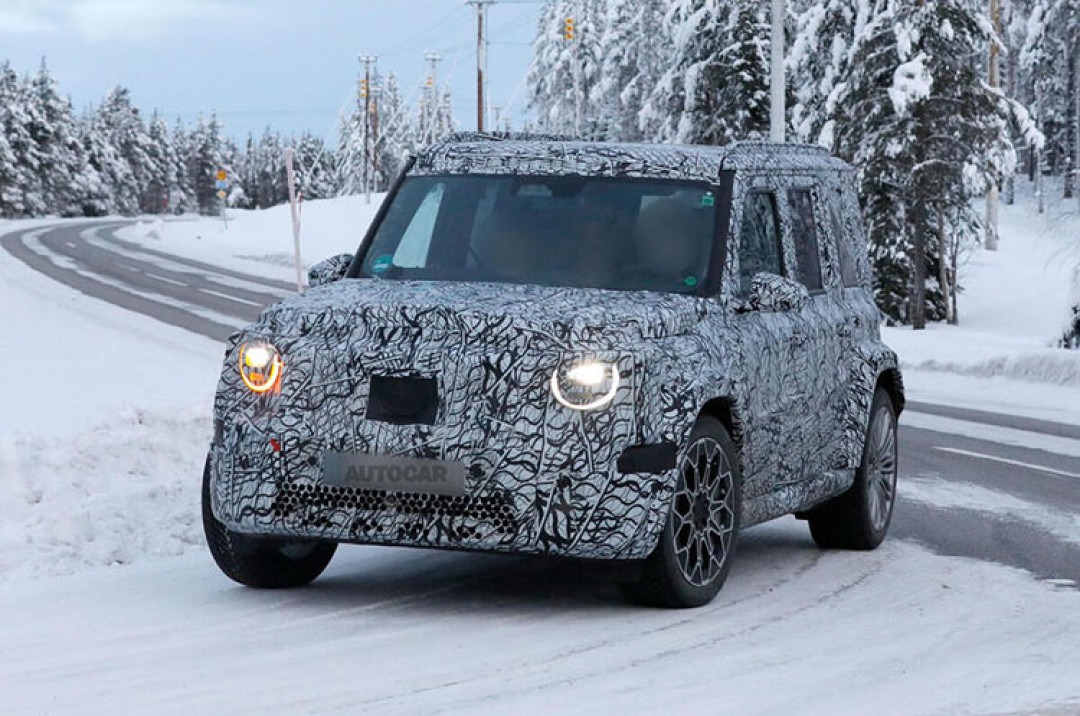 mercedes-benz_little_g_-_front_turning_side_0.jpg