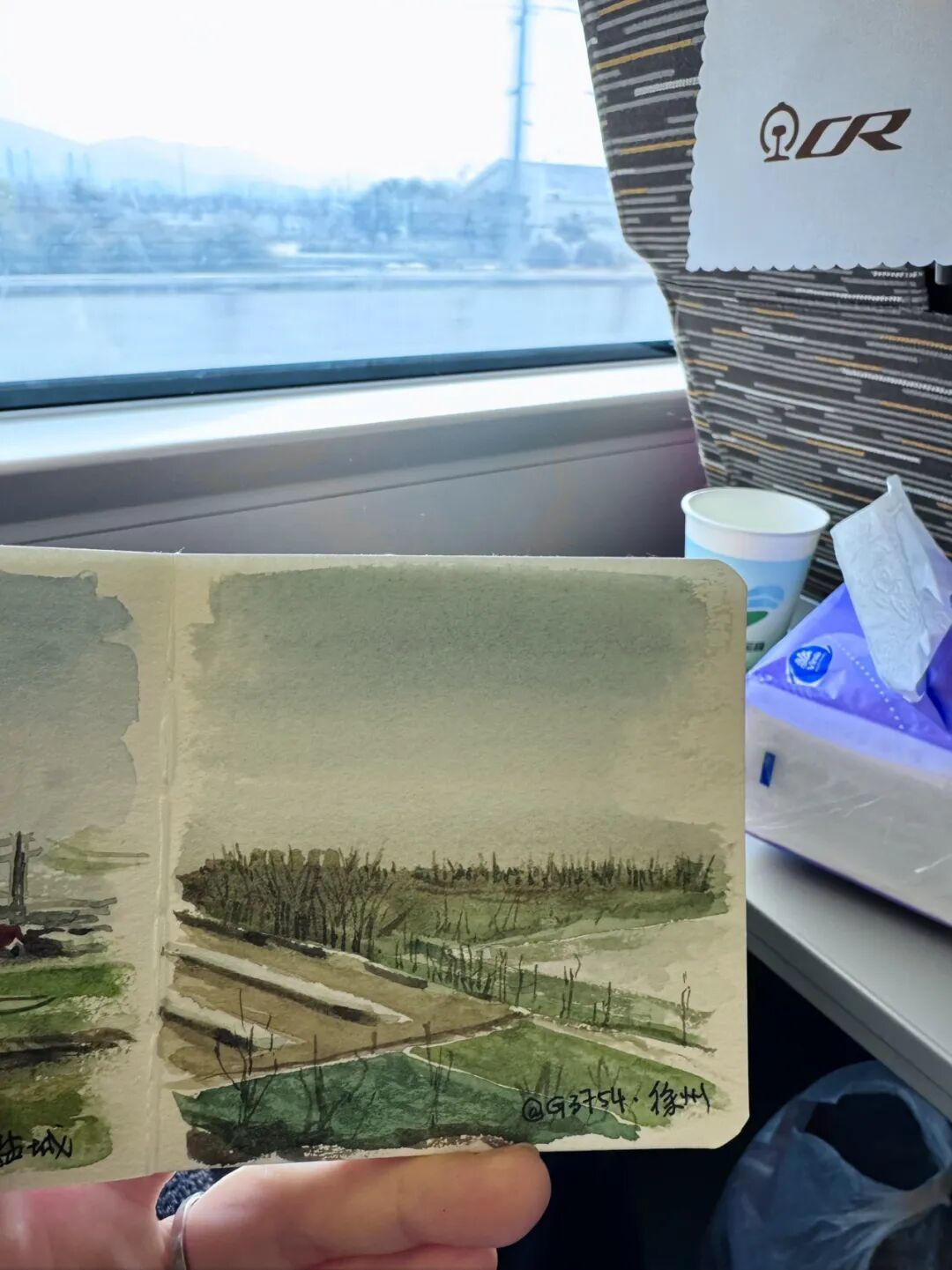 【写生】春运列车上的风景：12小时高铁+25小时普速