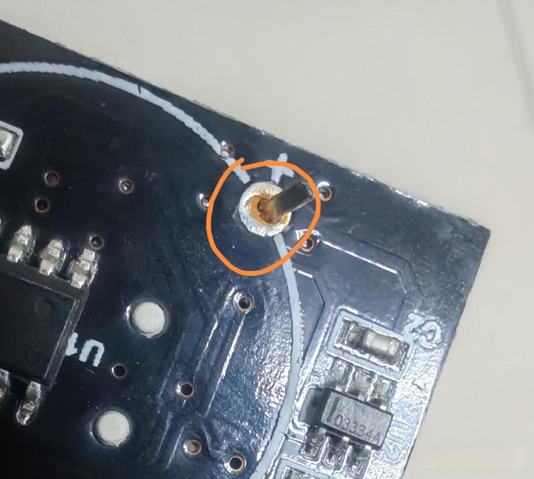 显温款保温杯杯盖没电了怎么办?