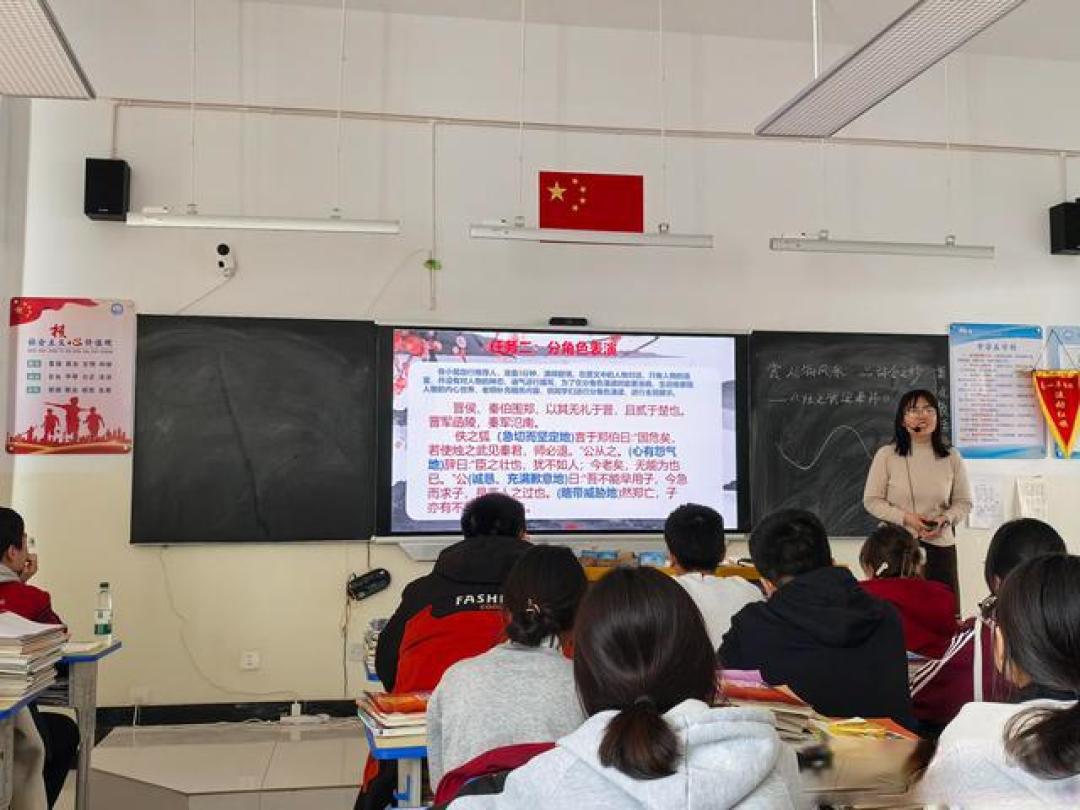 别再说“汉语言文学=失业”!瞄准7个方向,毕业成香饽饽