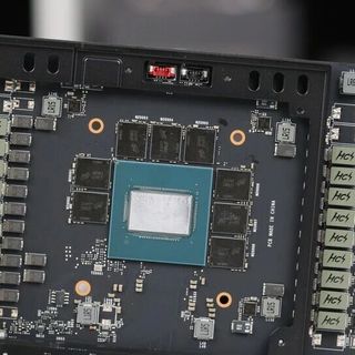 RTX 50系显卡选购真相：显存容量与供电设计成关键分水岭