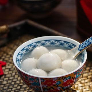 流心不等于好吃!黑芝麻汤圆五大维度拆解:甜度控制、流心强度、糯米皮质地谁更胜一筹