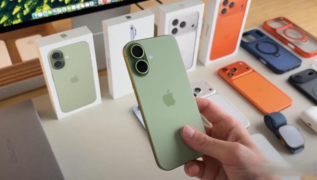 为什么懂行的都更愿意买iPhone 17,而不是iPhone 16 Pro?