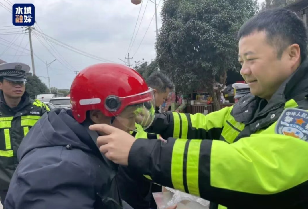 电动车上路政策！3月1日起，电动车、摩托车、三轮车迎来“1免2送3禁用”，车主注意