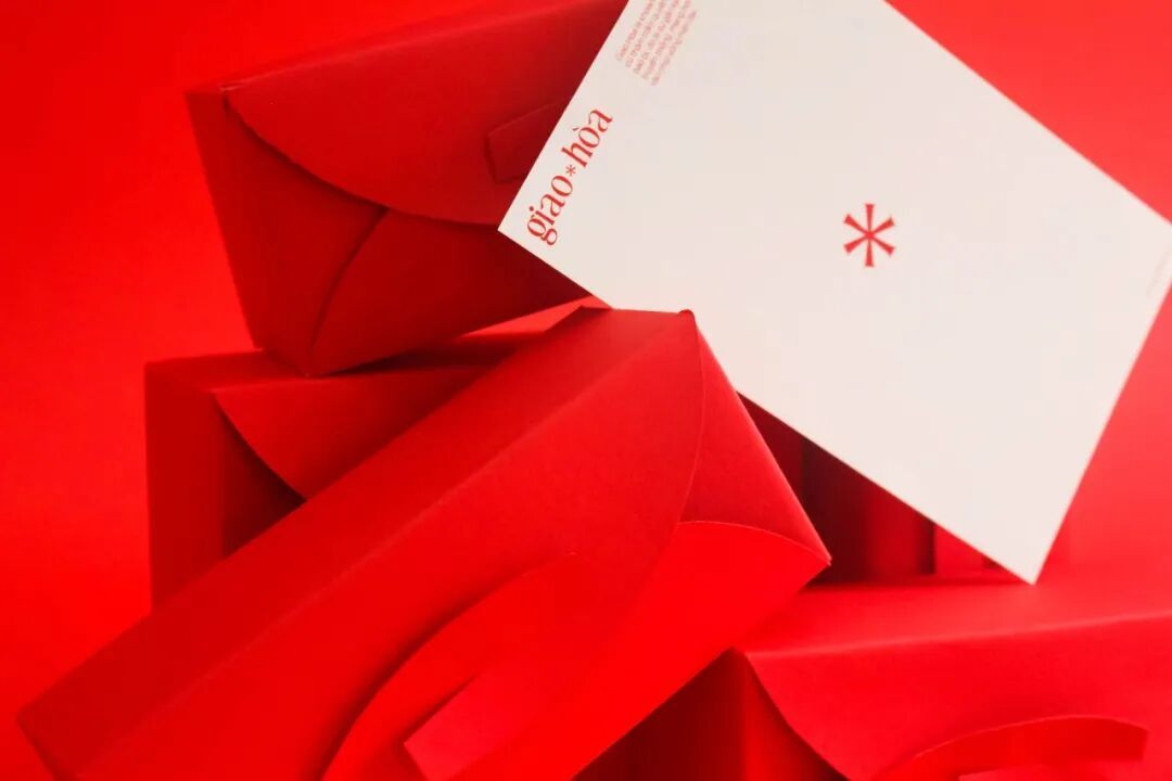 越南春节茶礼盒 GIAO HÒA:用“合盖”动作,把团圆变成真实仪式