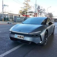 2025飙车大赏：中国轿车硬核科技，不再比便宜！