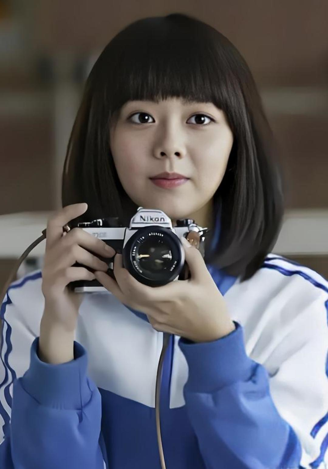 谭松韵:从“少女感”到多元角色的蜕变之路