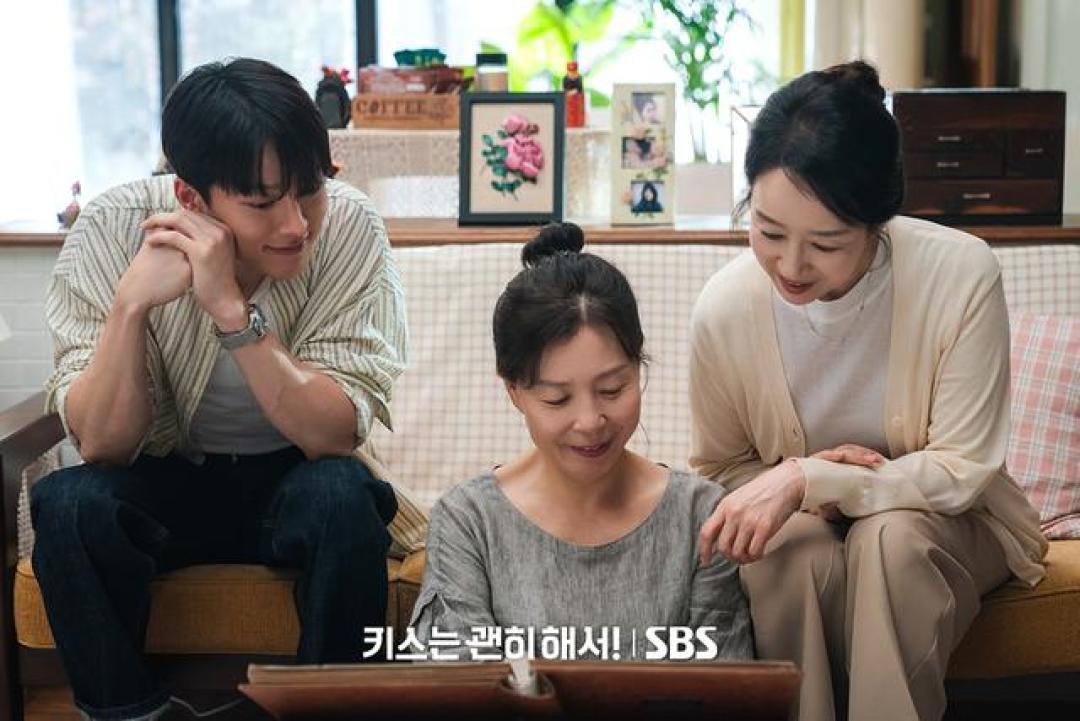 南宫珉惊喜客串！《一吻爆炸》收视连续5周冠军+Netflix全球第一