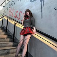 颜值穿搭|今天的JK装透露出一点成熟感