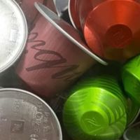 咖啡与茶饮：打工人的清醒与快乐