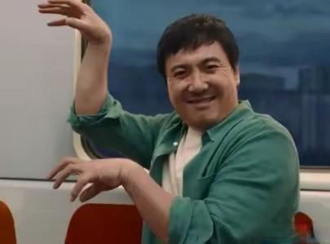 飞驰人生3:张驰夺冠却还接小广告,揭开成年人,最不敢看的真相