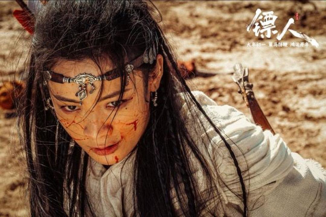 《镖人》女主被踢飞当场落泪，发声自己命都不要了，俞白眉透内幕