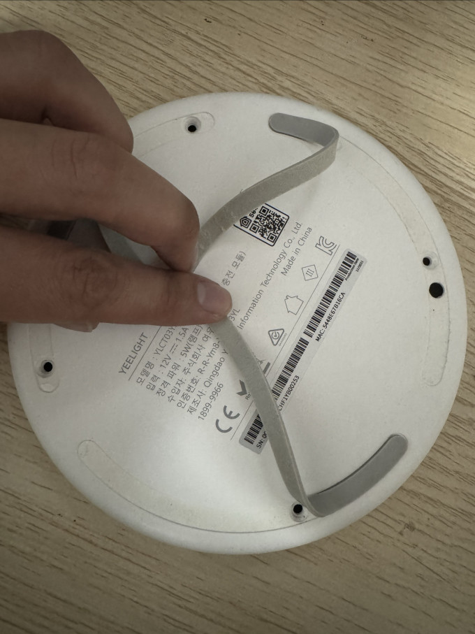 易来普通台灯