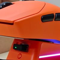 200块的中大手万金油神鼠，值不值得冲？雷柏 VT9二代 焰影橙