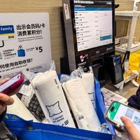 宜家这波创新太鸡肋！韩路吐槽顾客扫码后店员再核查 耗时翻倍