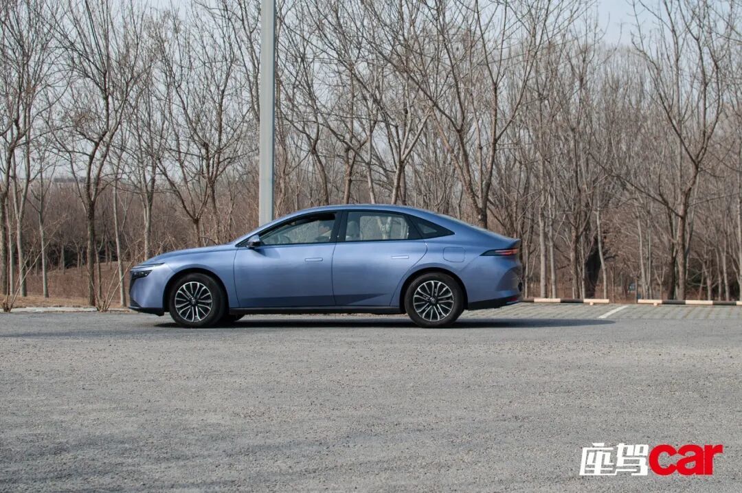10万级插混家轿新卷王?试驾日产N6 | CAR REVIEWS