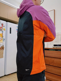 返校学生党ACG夹克太靓了❗
