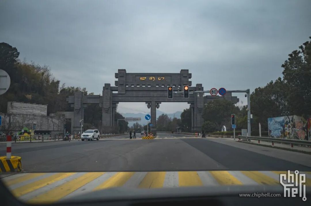 [旅游] 上海出发,自驾3小时路程反复登顶一片群山全记录~
