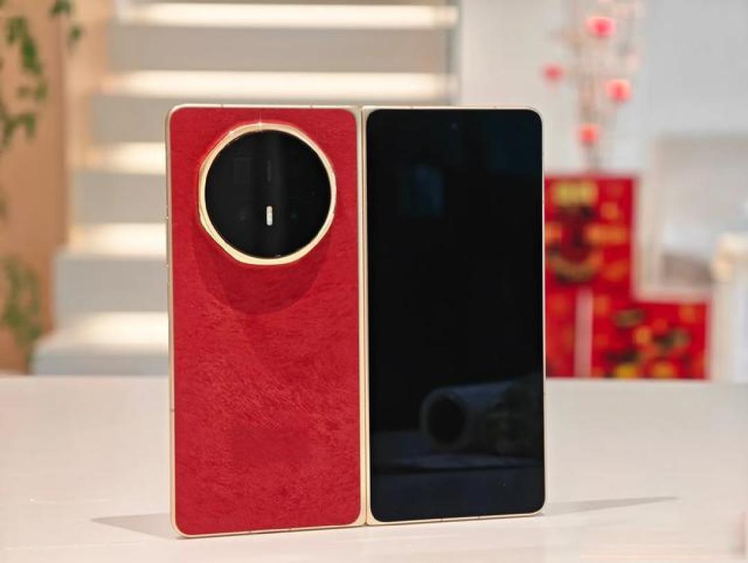 荣耀Magic V6和OPPO Find N6正式官宣,两款折叠旗舰即将登场!