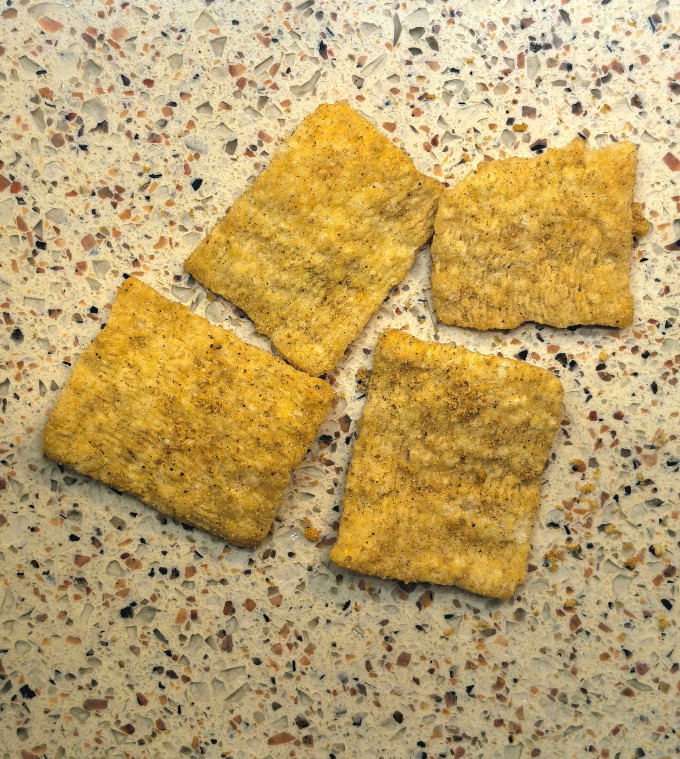卧龙食品膨化食品