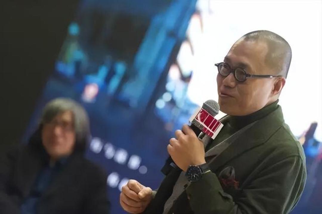 梁文道x詹宏志:读书旅行,都是“偷”别人的生活