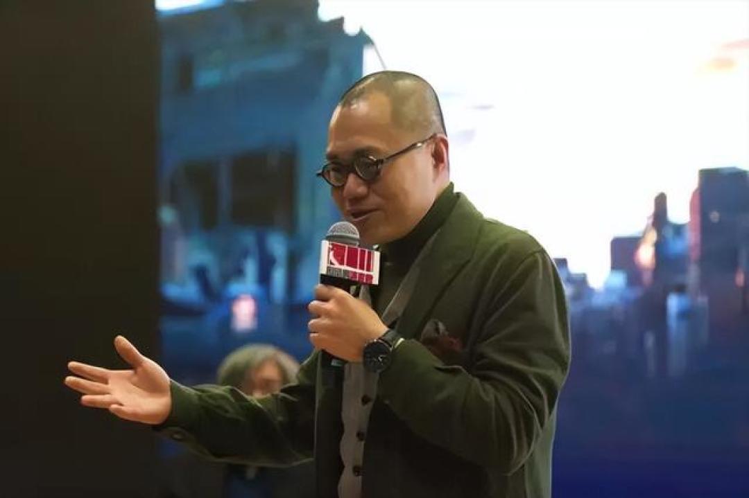 梁文道x詹宏志:读书旅行,都是“偷”别人的生活