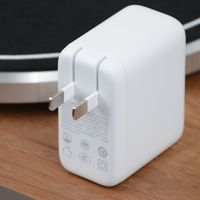 什么是顶配氮化镓？高功率+小体积：倍思小冰充充电器100W