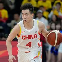 焦点 | 中国男篮关键战!12人名单赵睿赵继伟挑大梁,日本新帅弃用霍金森
