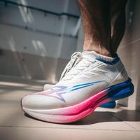 300元内体考跑鞋怎么选？轻量、抓地、回弹缺一不可，这几款真正适配800米/跳远实战