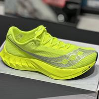 百公里跑鞋别只看碳板！中底衰减率与落地方式才是完赛关键