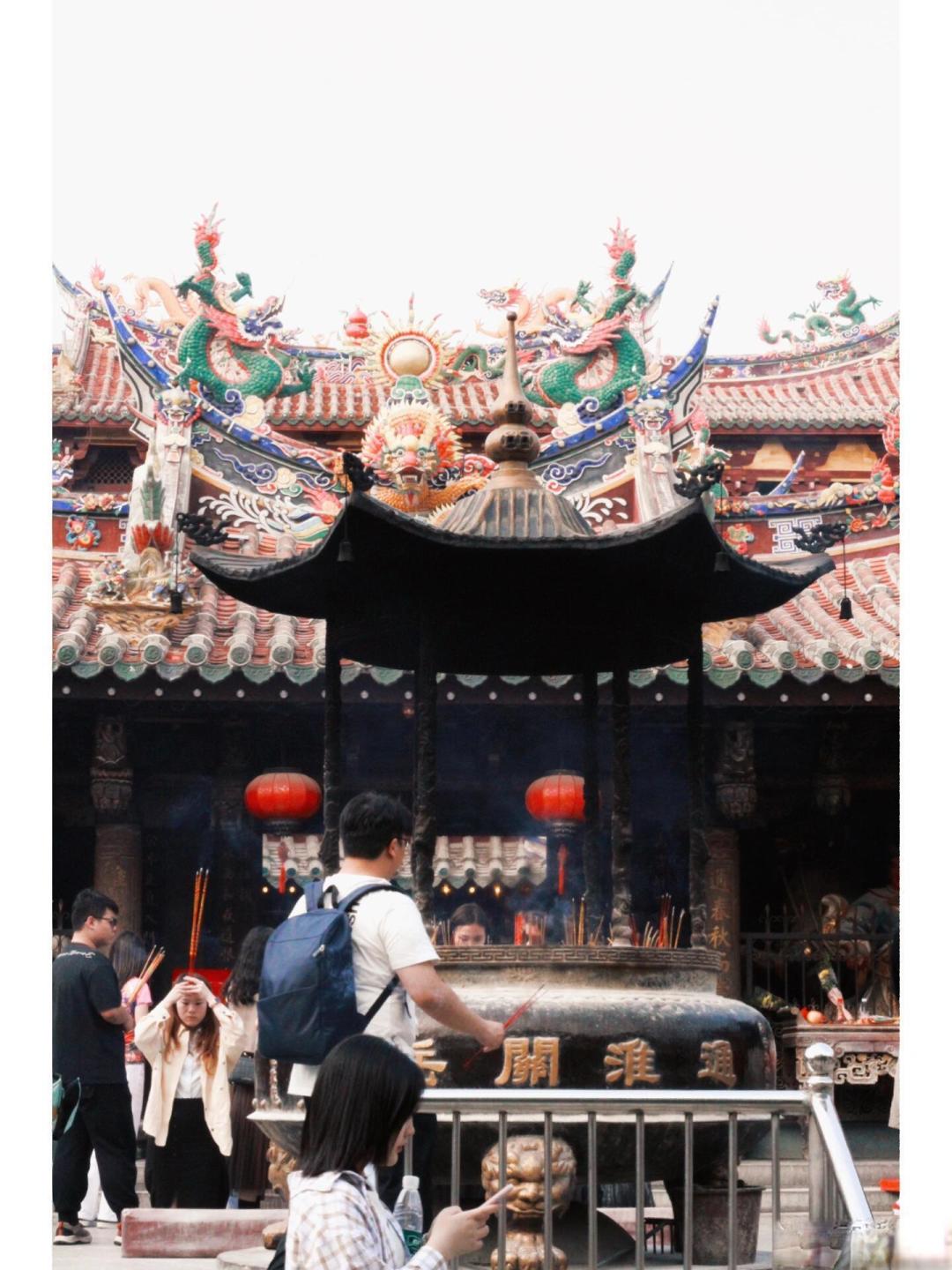 跟着闽南人拜关帝,才懂泉州香火顶流的正确打开方式