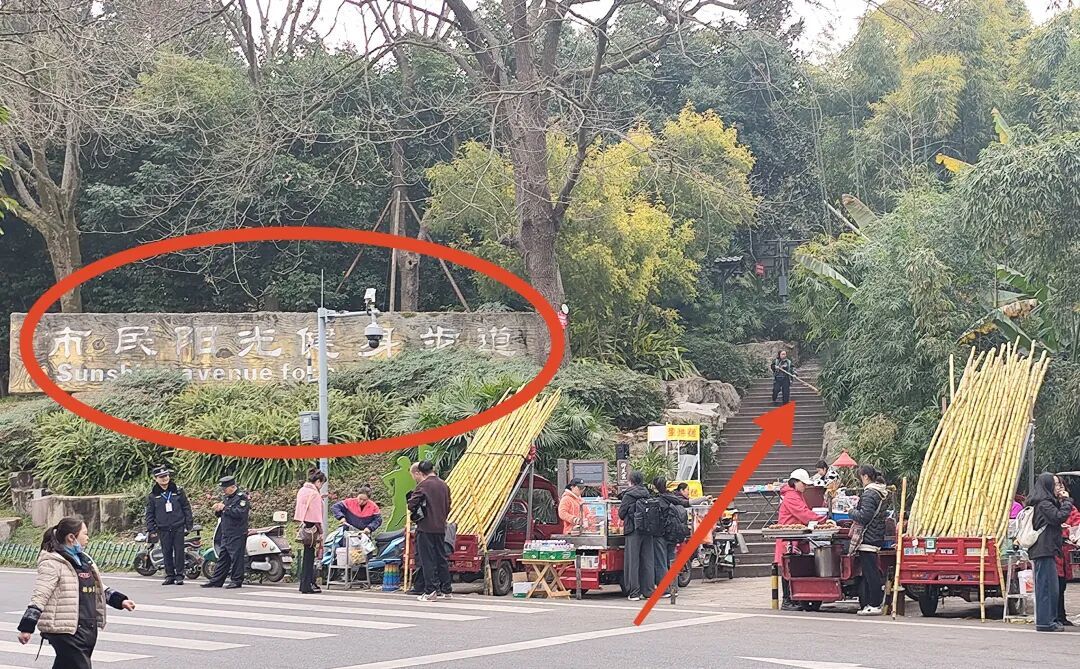 行走在川西,徒步在成都,龙泉山仰天窝徒步随笔。(户外徒步)