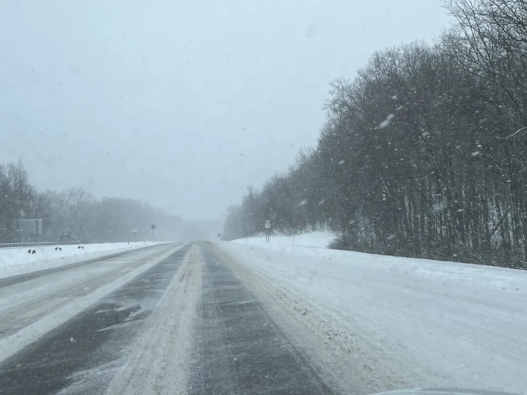 强风暴雪 - 两天2200公里特斯拉FSD冒险 - 2