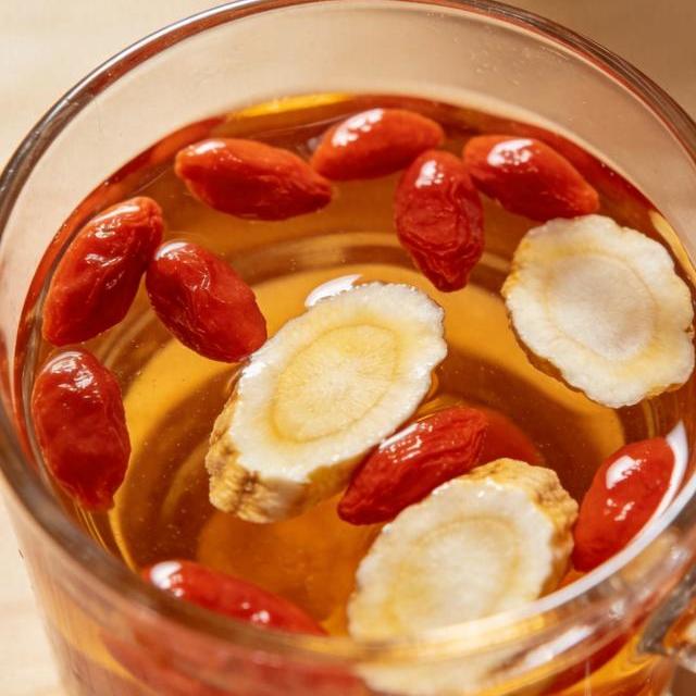 西洋参虽小，功效惊人！每天一片，补气养阴、精神足