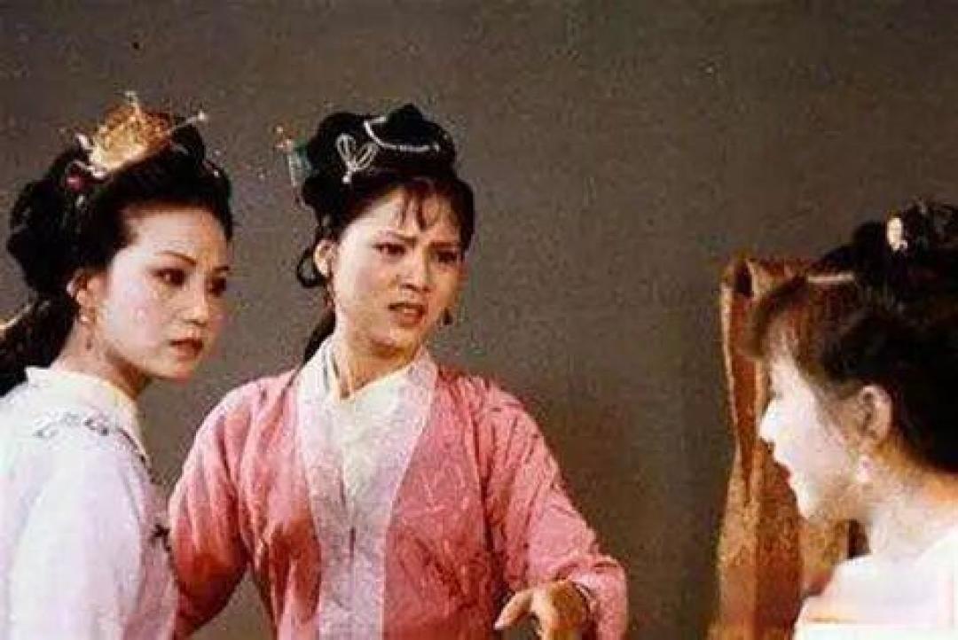 为什么《红楼梦》几乎没有宅斗,却比宫斗剧更残酷?