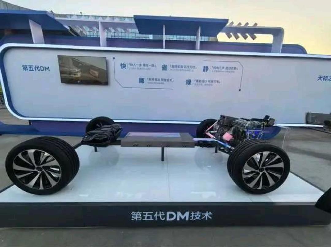 比亚迪“惊蛰无声”藏着什么大招?预测5大技术发布,友商坐不住