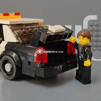 别只看授权！乐高MOC与官方警车套装，还原度和可玩性谁更胜一筹