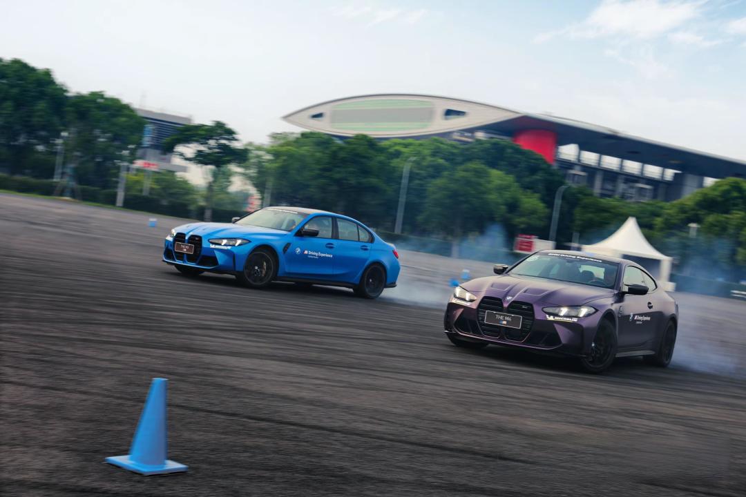 培训车型对比:M3 vs M4,赛道驾驶到底选哪款